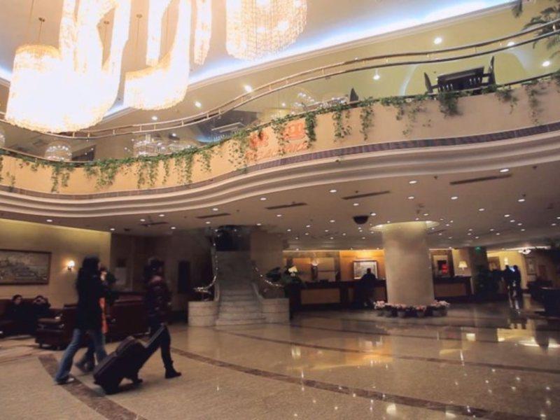 Vienna International Hotel Shanghai Hengshan Road Zewnętrze zdjęcie