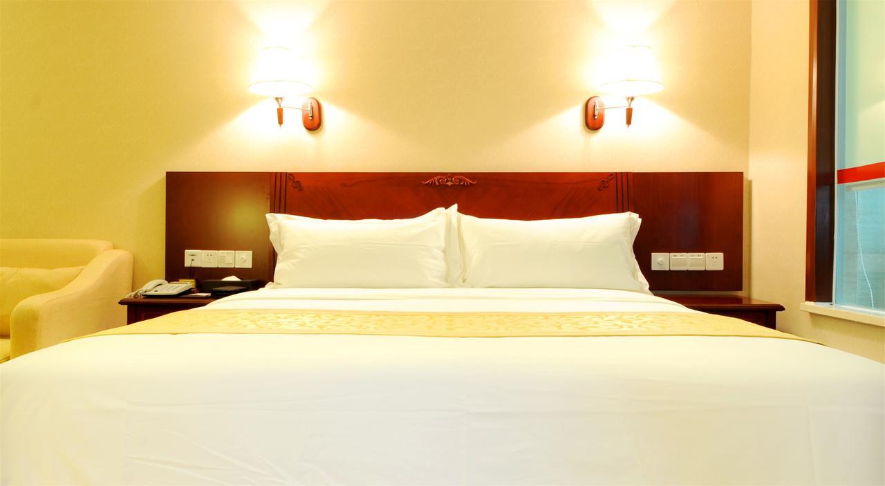 Vienna International Hotel Shanghai Hengshan Road Zewnętrze zdjęcie